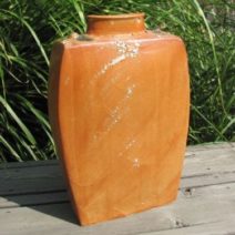 Alternative view of Linda Hillman